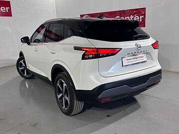 Nissan QASHQAI 1.3DIG-T 140CV 2WD MT  N-CONNECTA TECHO + QASHQAI 1.3DIG-T 140CV 2WD MT  N-CONNECTA TECHO + WHITE 3P/BLACK M