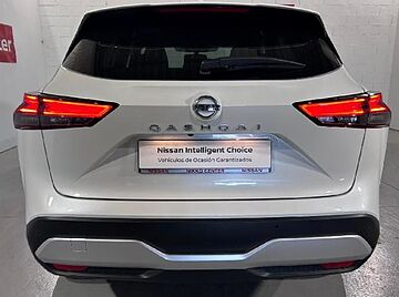 Nissan QASHQAI 1.3DIG-T 160CV TEKNA 2WD MHEV E6D-F QASHQAI 1.3DIG-T 160CV TEKNA 2WD MHEV E6D-F LUNAR WHITE, NEGRO-A